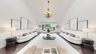 18 Mccowan Lane • Whitchurch-Stouffville, ON photo 9