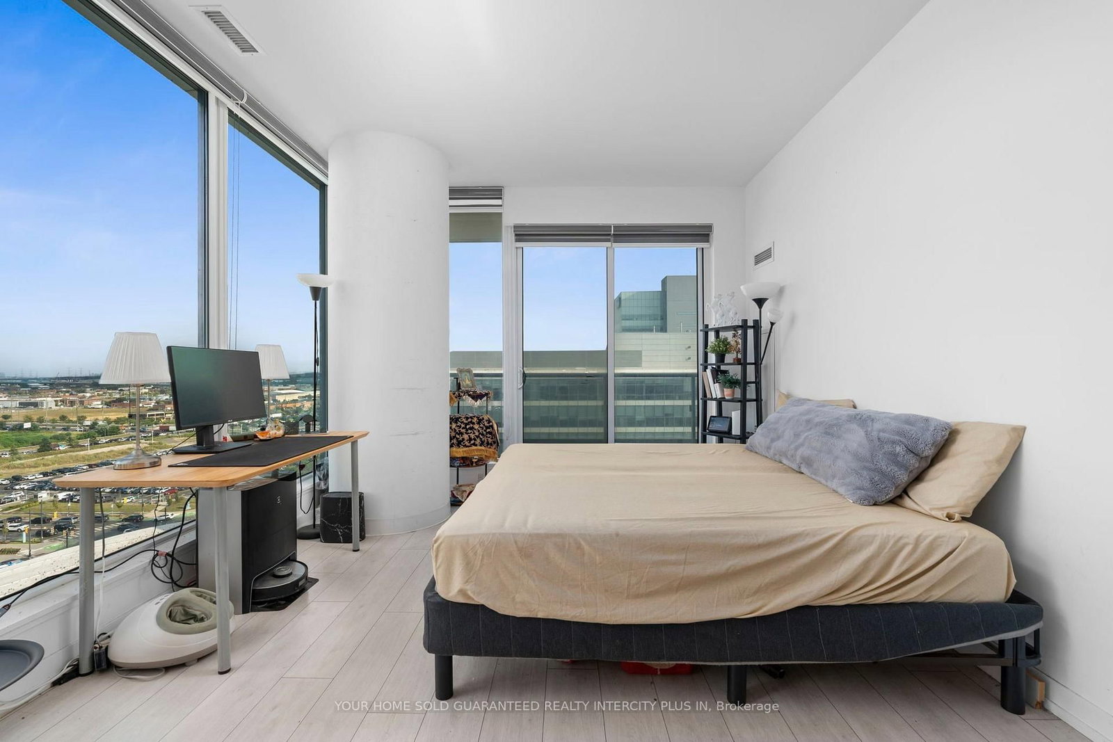 5 Buttermill Avenue • #1503 • Vaughan, ON photo 13
