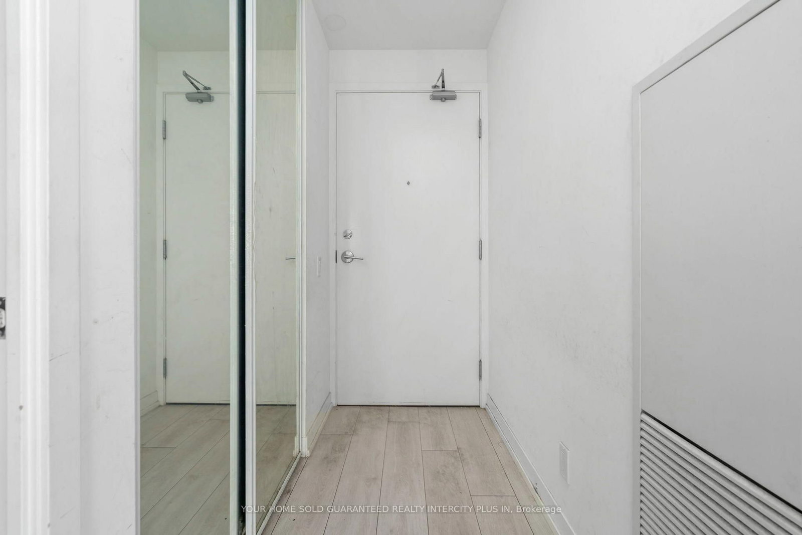 5 Buttermill Avenue • #1503 • Vaughan, ON photo 5