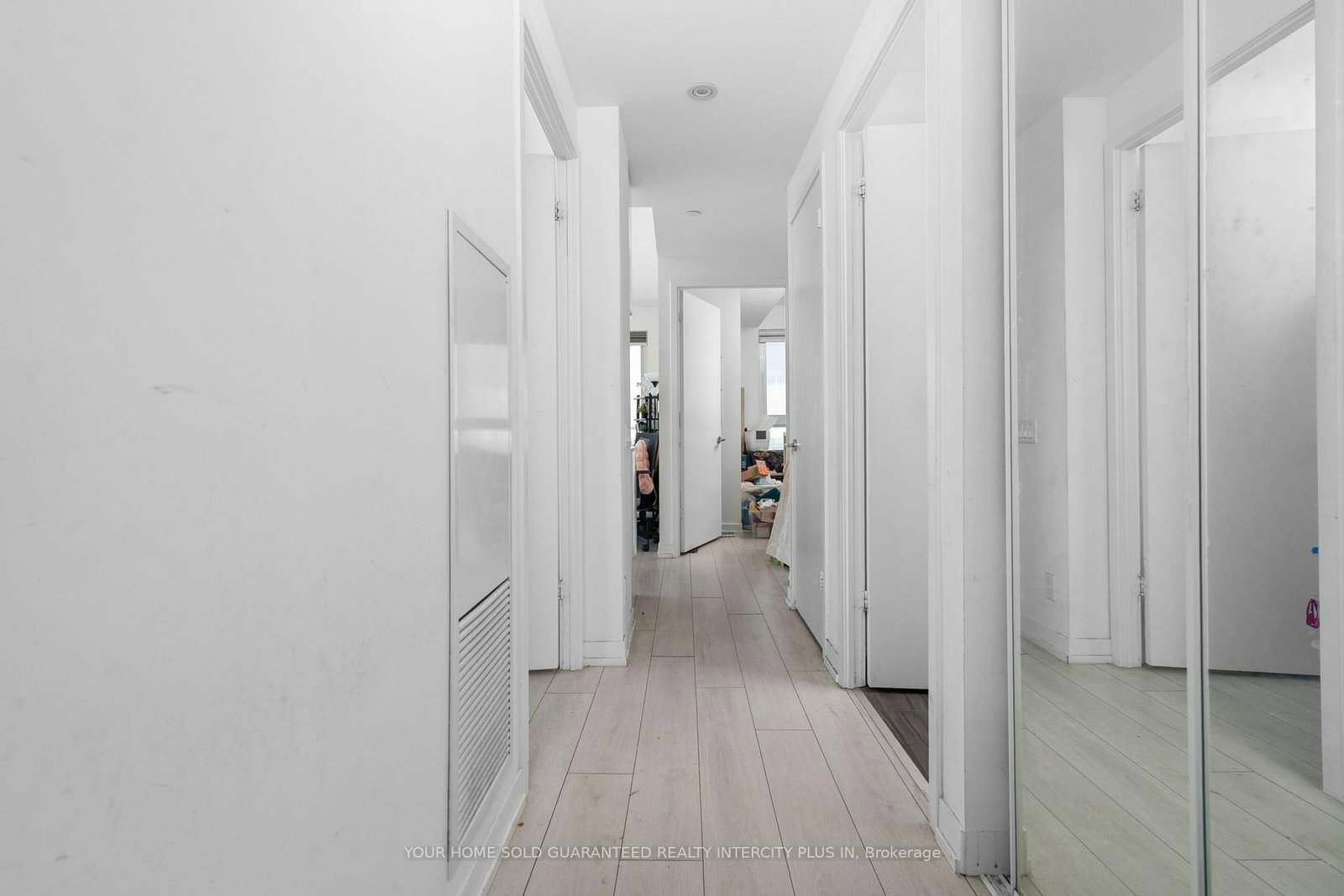 5 Buttermill Avenue • #1503 • Vaughan, ON photo 6