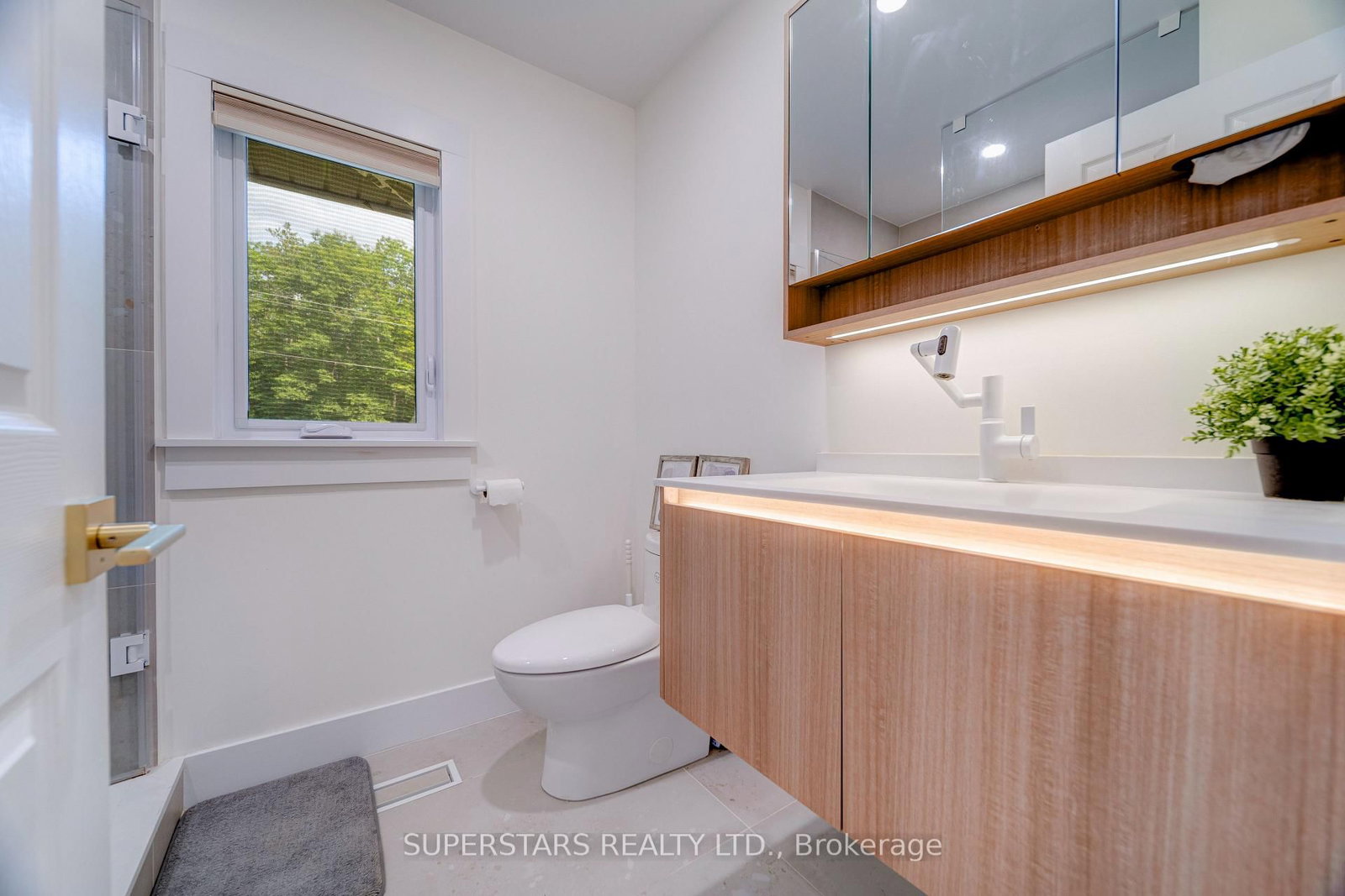 15380 Mccowan Road • Whitchurch-Stouffville, ON photo 16