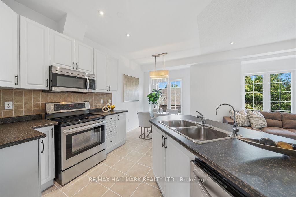 15 Old Colony Road • #24 • Richmond Hill, ON photo 15