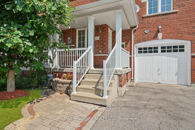 24 - 15 Old Colony Road