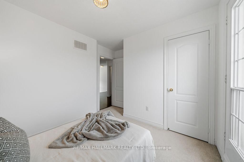 15 Old Colony Road • #24 • Richmond Hill, ON photo 24