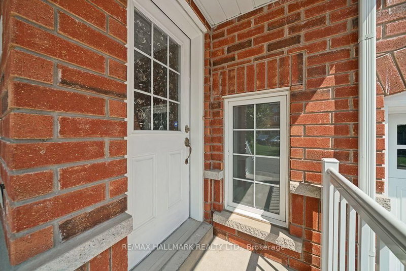 24 - 15 Old Colony Road