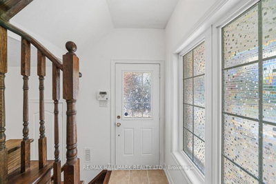 15 Old Colony Road • #24 • Richmond Hill, ON photo 4