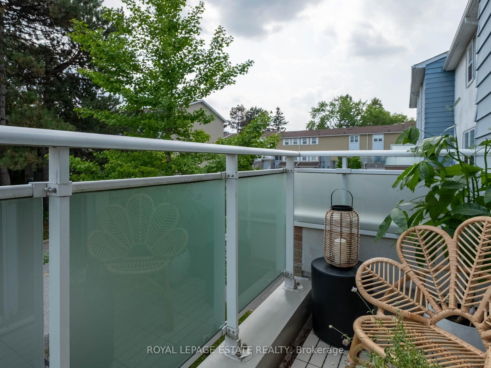 1916 John Street • Markham, ON photo 34