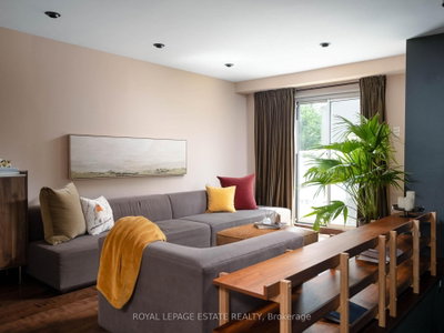 1916 John Street • Markham, ON photo 6