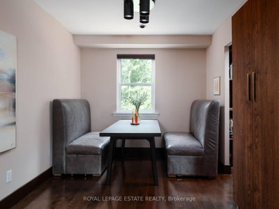 1916 John Street • Markham, ON photo 9