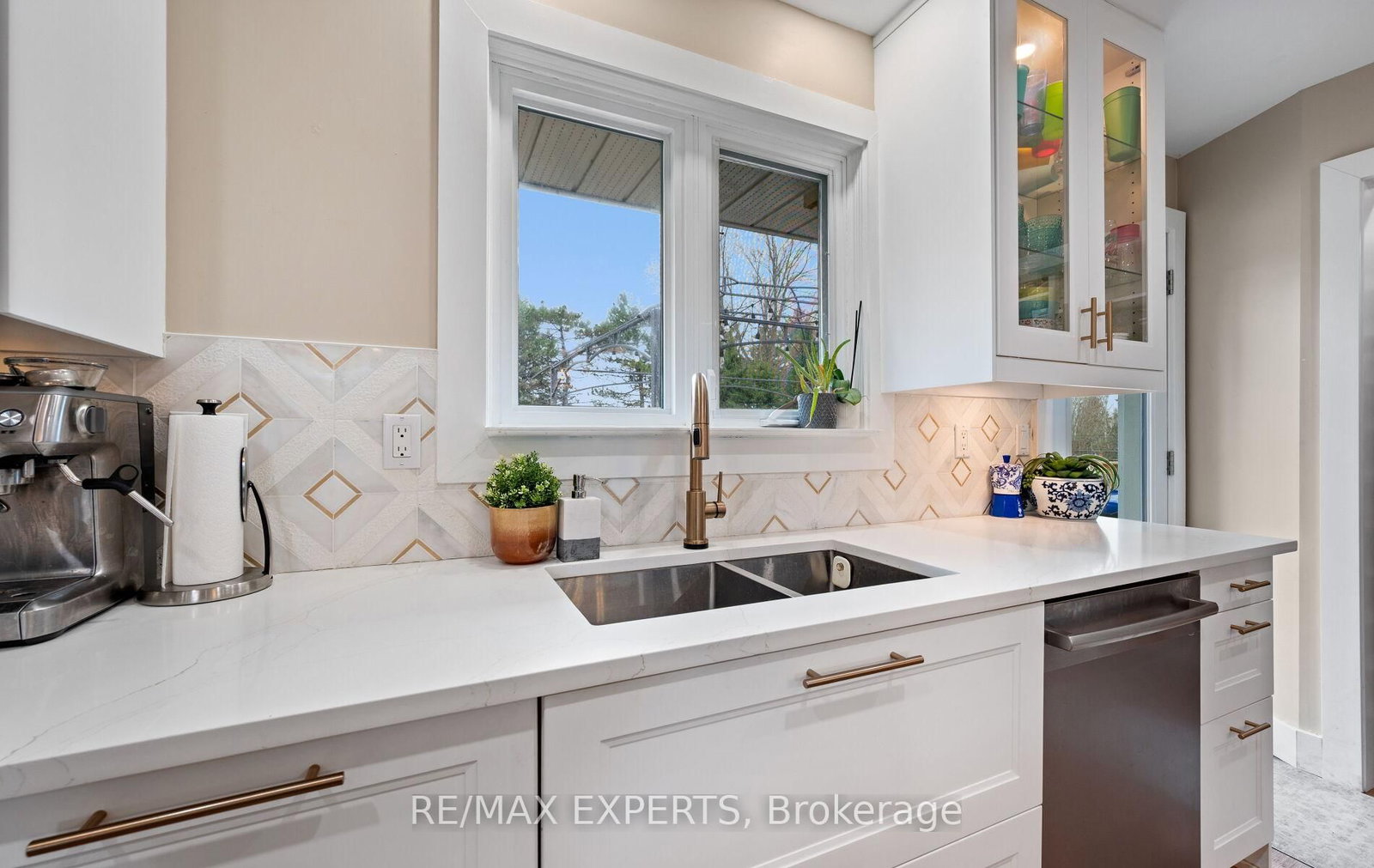 12 Simon Drive • Adjala-Tosorontio, ON photo 15