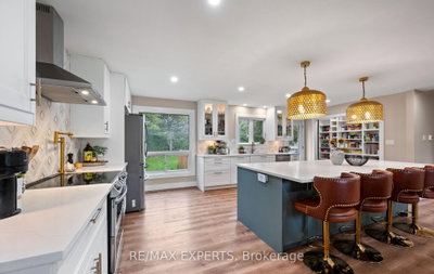 12 Simon Drive • Adjala-Tosorontio, ON photo 9