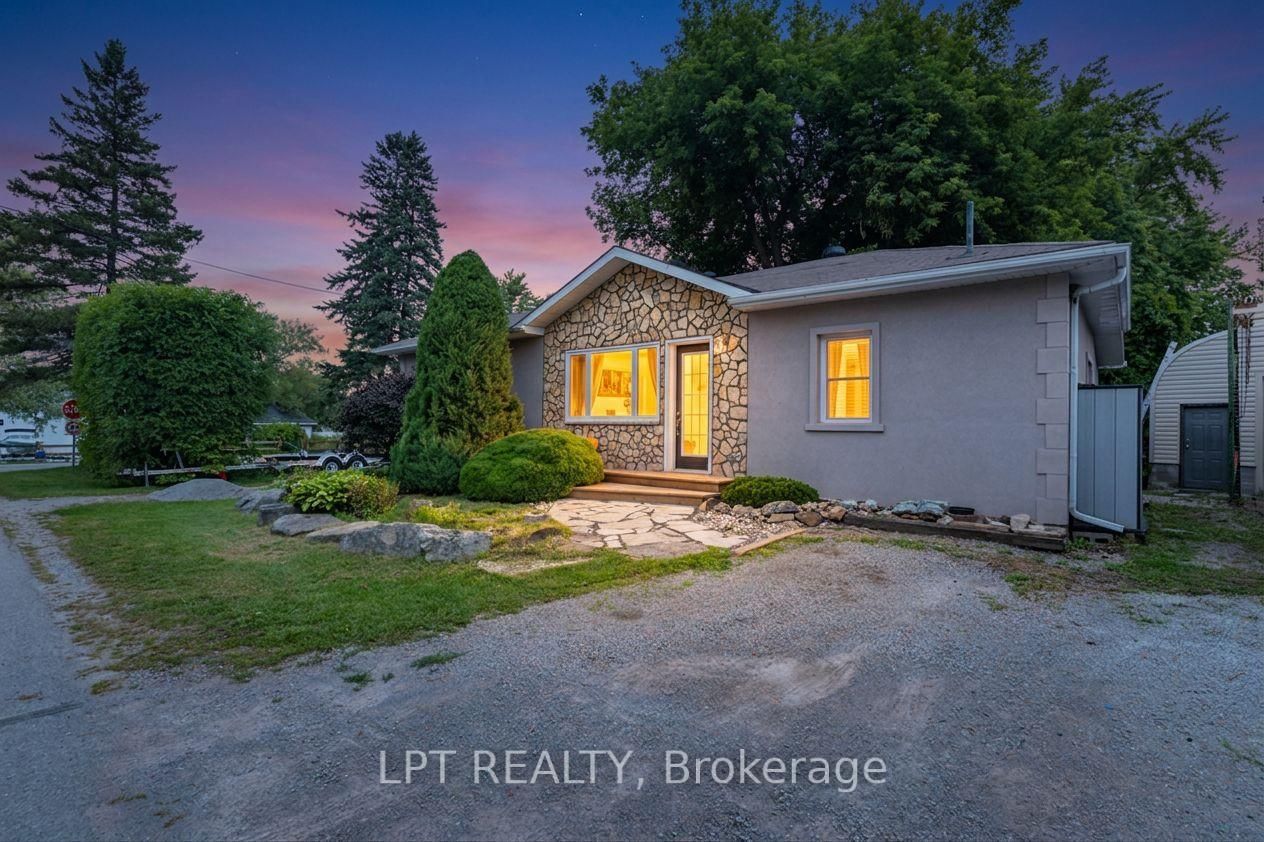 427 Lake Drive E • Georgina, ON photo 7