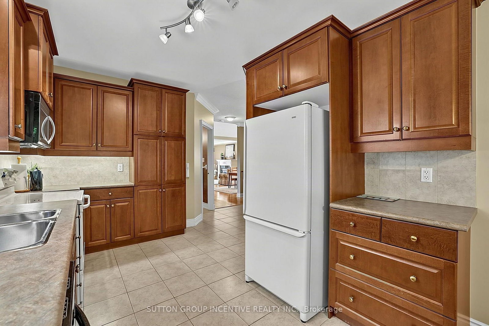 13 Renaissance Point • New Tecumseth, ON photo 10