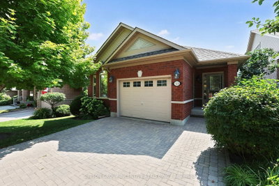 13 Renaissance Point • New Tecumseth, ON photo 2