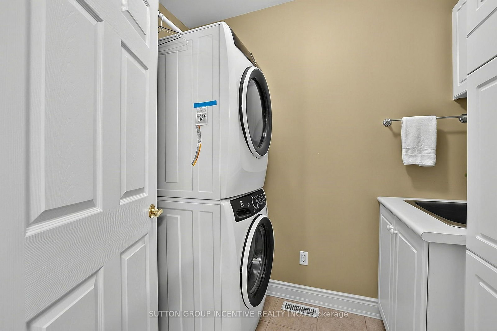 13 Renaissance Point • New Tecumseth, ON photo 20