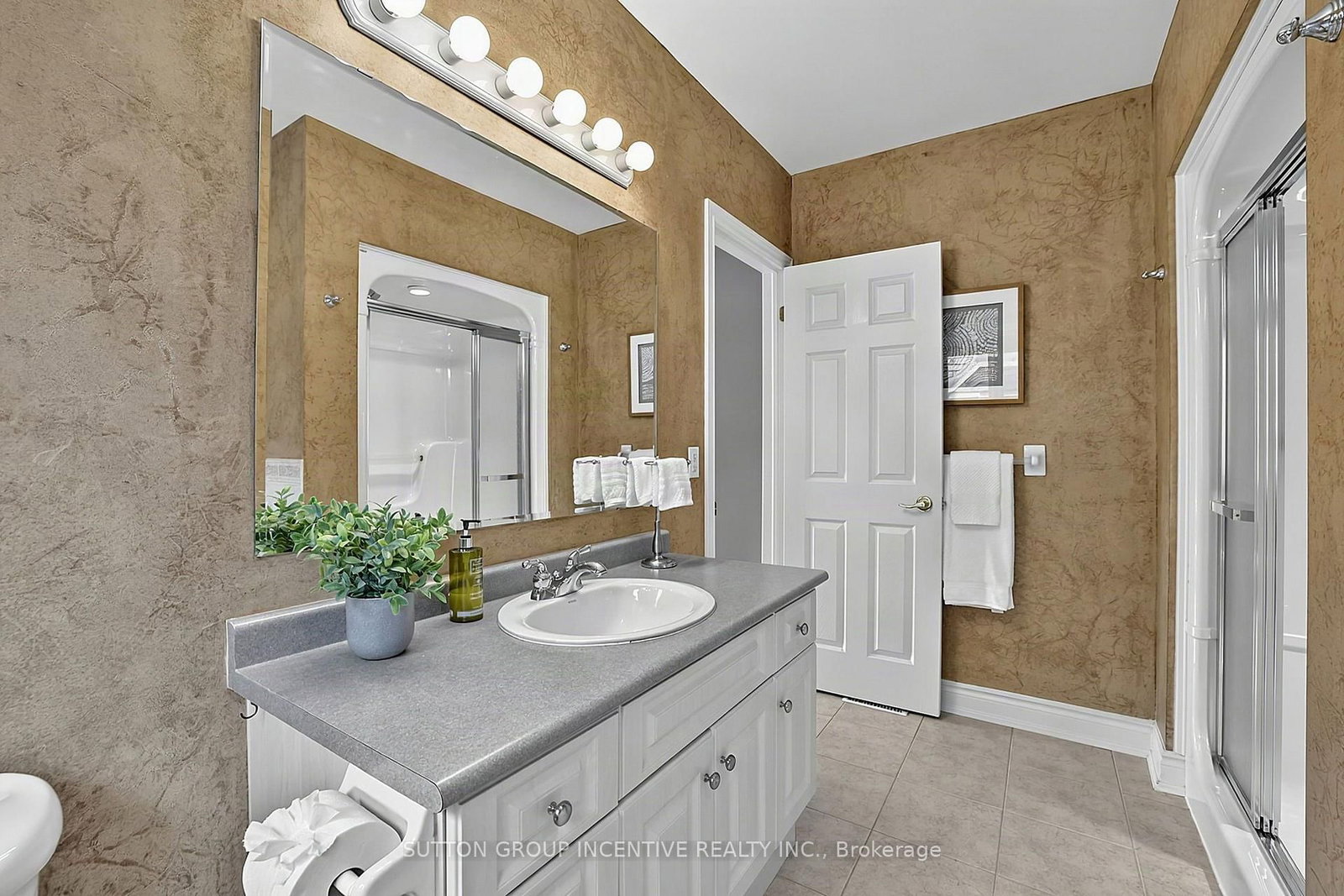 13 Renaissance Point • New Tecumseth, ON photo 25
