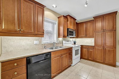 13 Renaissance Point • New Tecumseth, ON photo 9