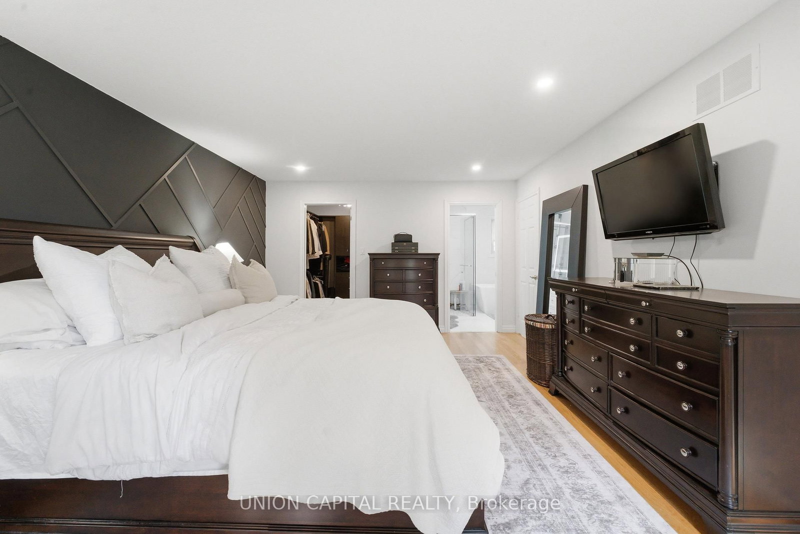 22 Cynthia Crescent • Richmond Hill, ON photo 17