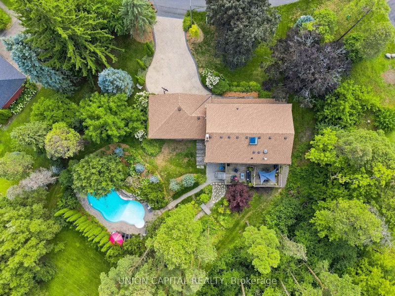 22 Cynthia Crescent