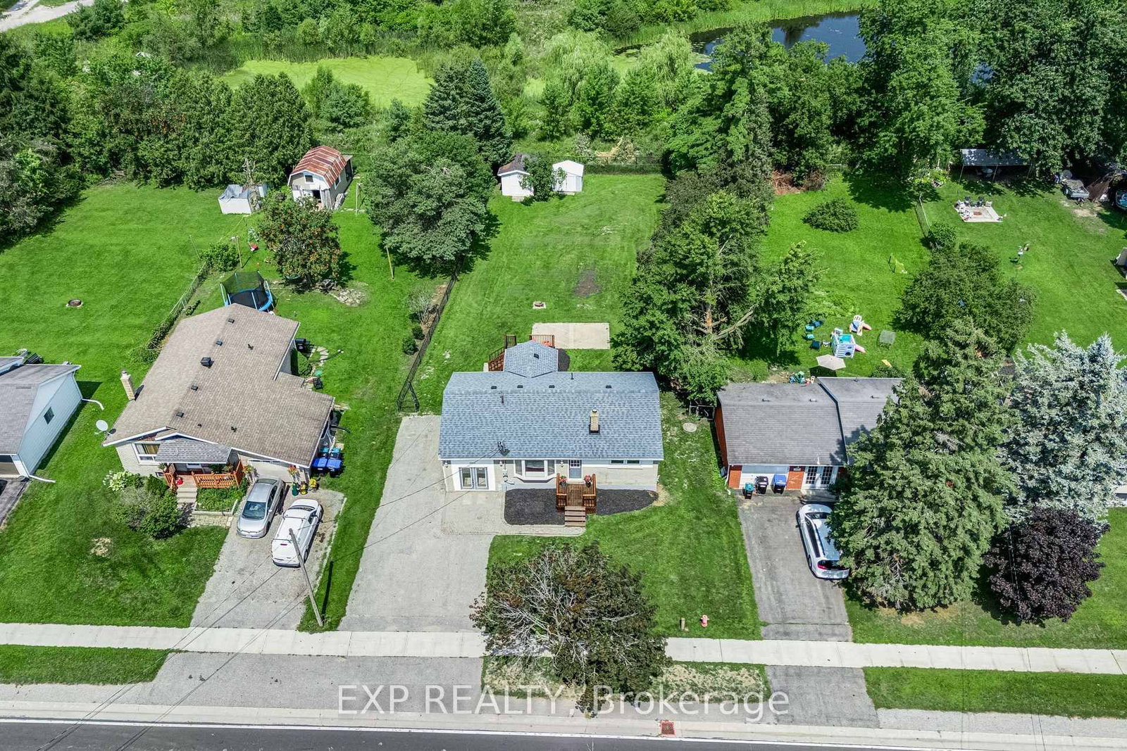 1990 Victoria Street • Innisfil, ON photo 1