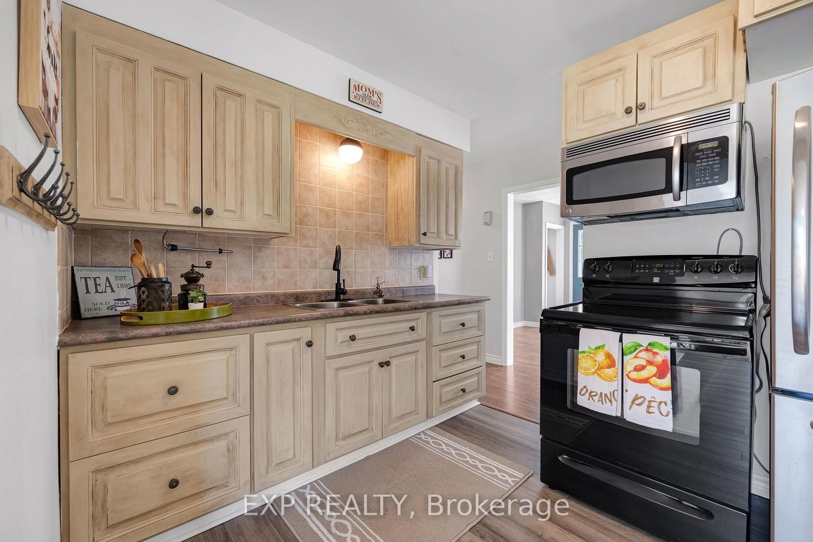 1990 Victoria Street • Innisfil, ON photo 10