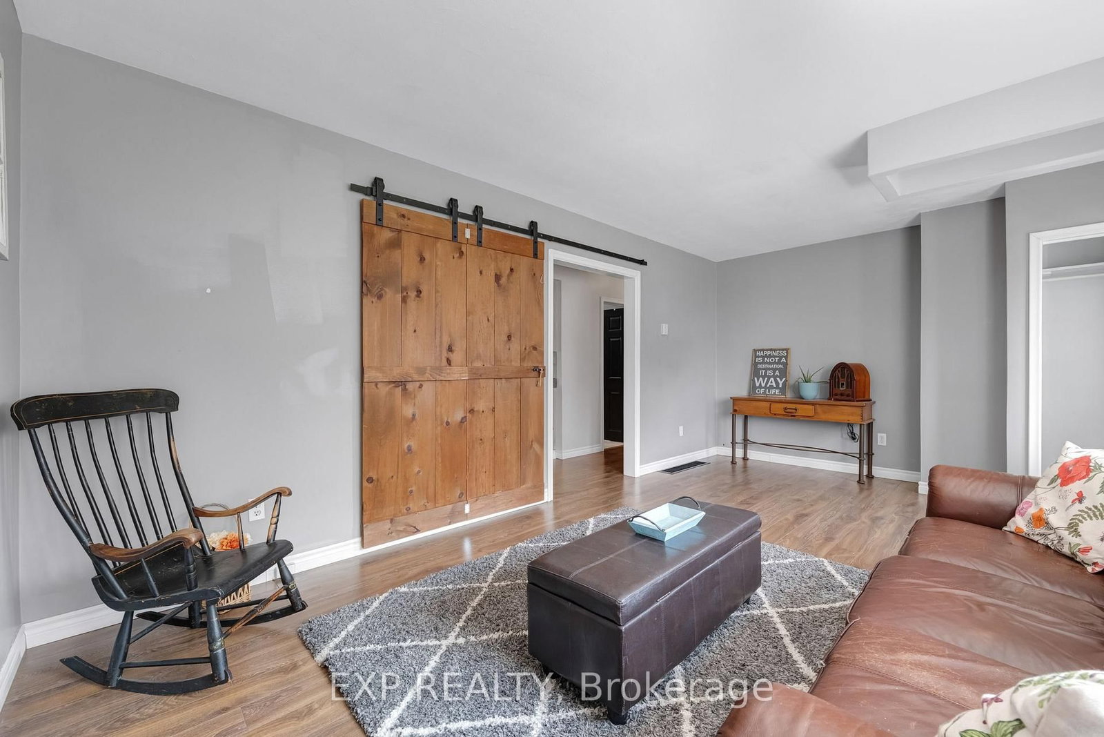 1990 Victoria Street • Innisfil, ON photo 8