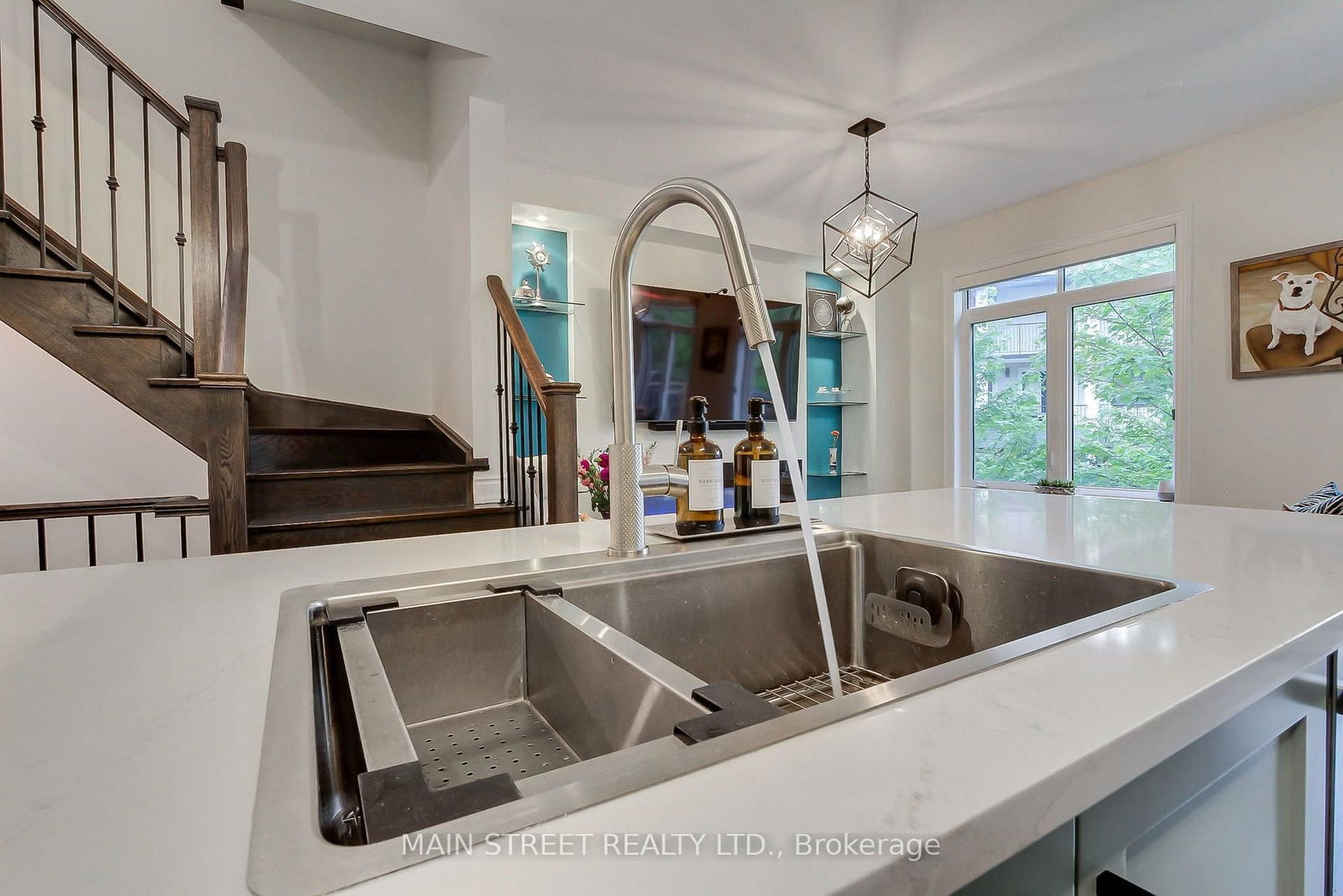 26 Queen Mary Court • Vaughan, ON photo 15