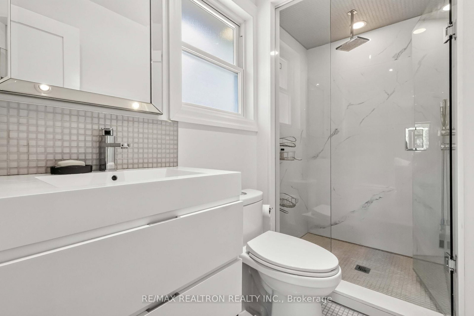 219 Bay Thorn Drive • Markham, ON photo 15