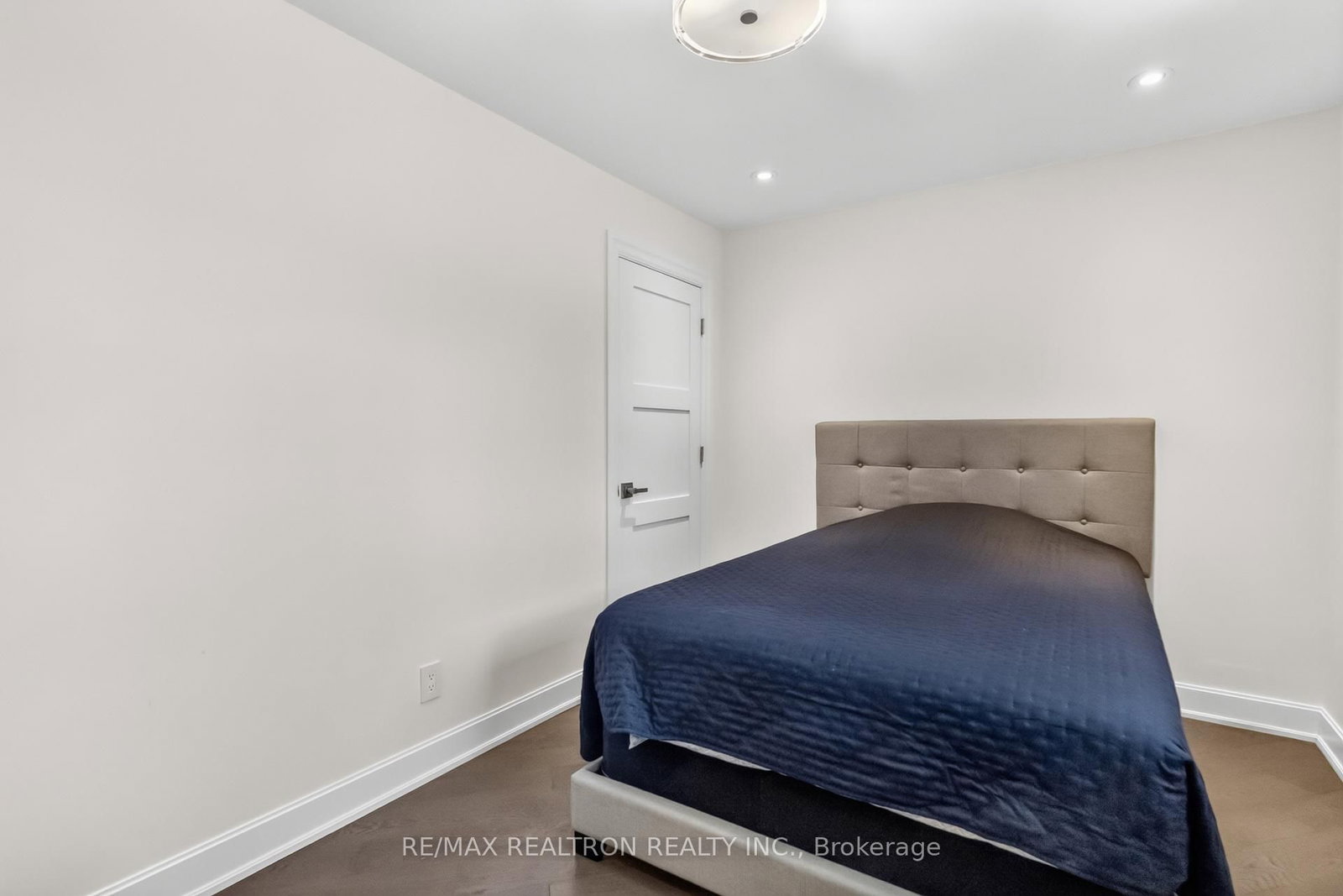 219 Bay Thorn Drive • Markham, ON photo 17