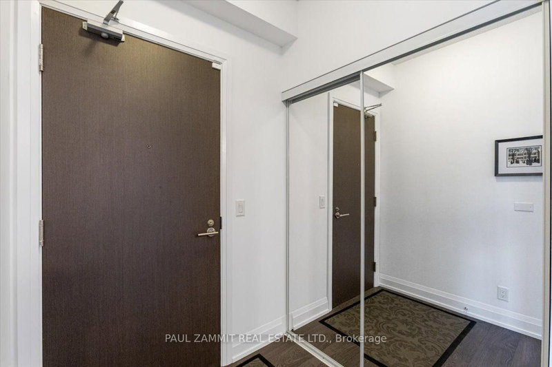 203 - 7890 Bathurst Street