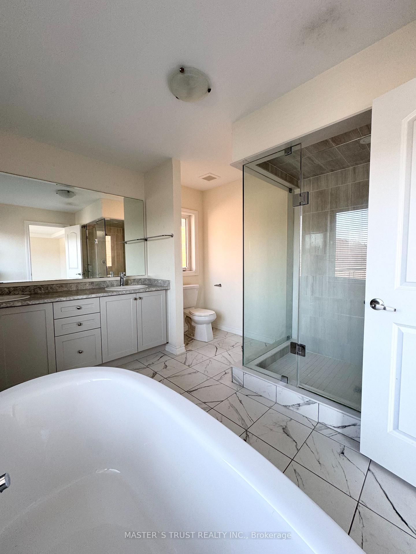 78 Kentledge Avenue • East Gwillimbury, ON photo 17