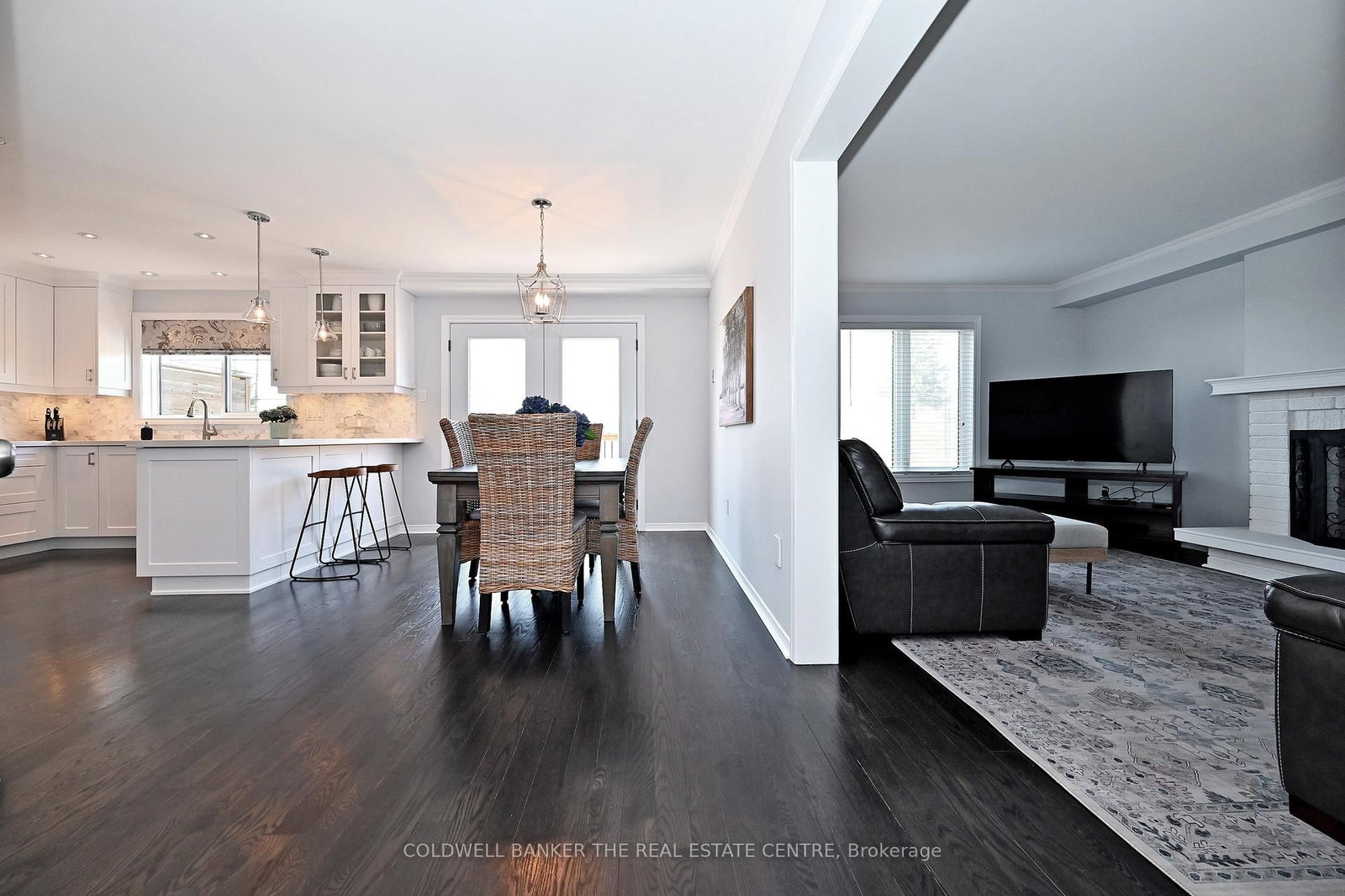 194 Chambers Crescent • Newmarket, ON photo 11