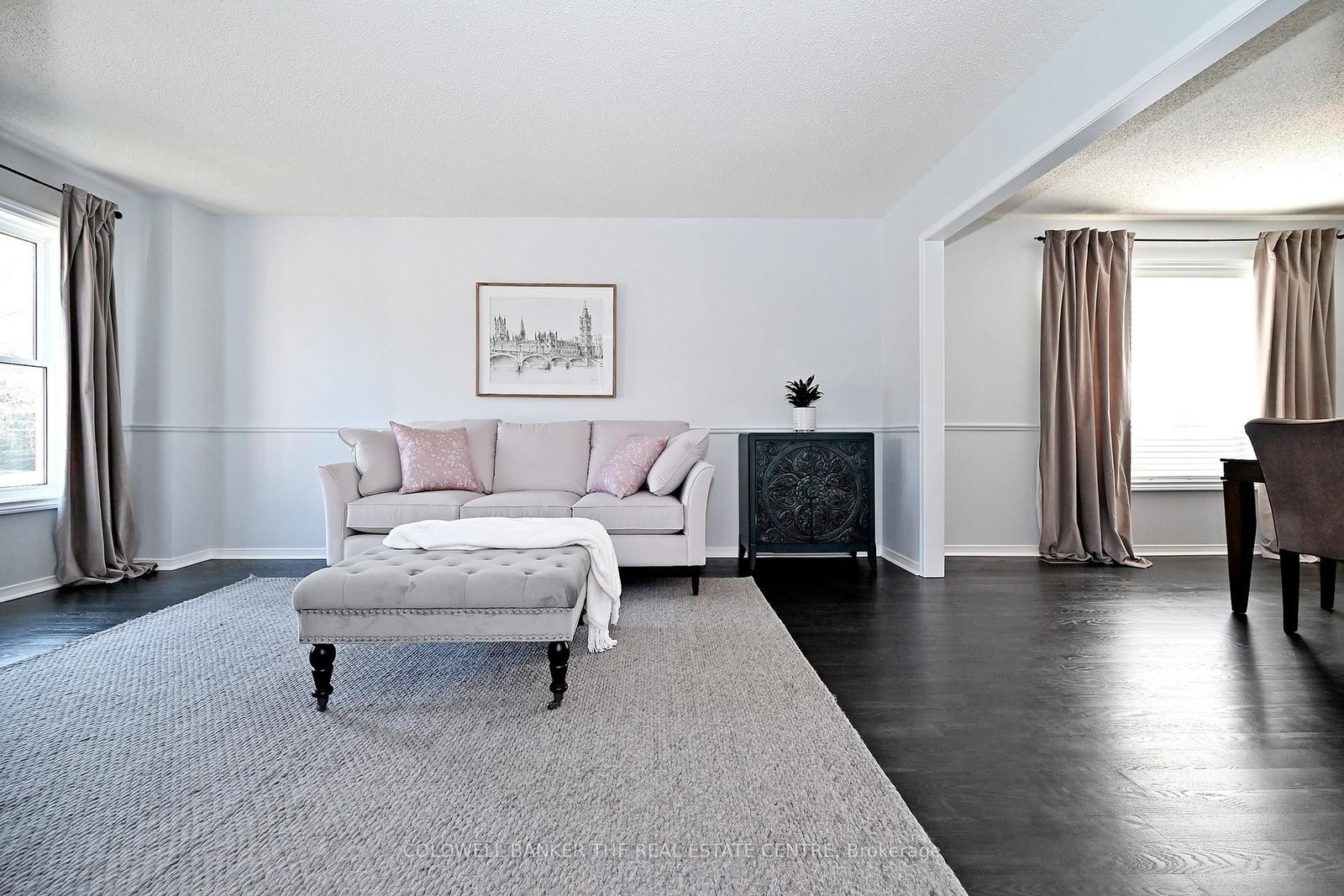 194 Chambers Crescent • Newmarket, ON photo 6