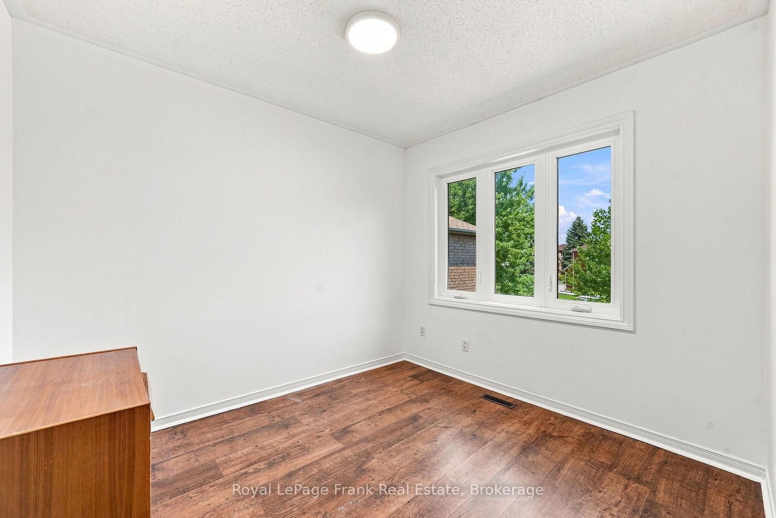 69 Alberta Drive • Vaughan, ON photo 32