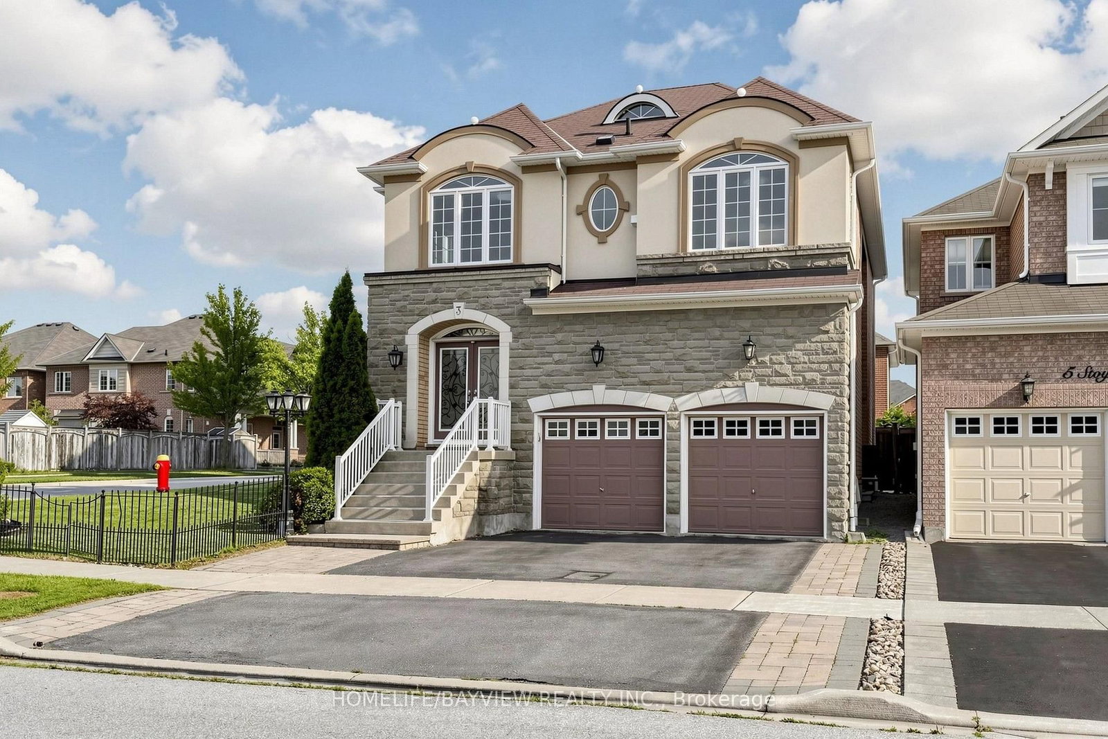 3 Stoyell Drive • Richmond Hill, ON photo 1