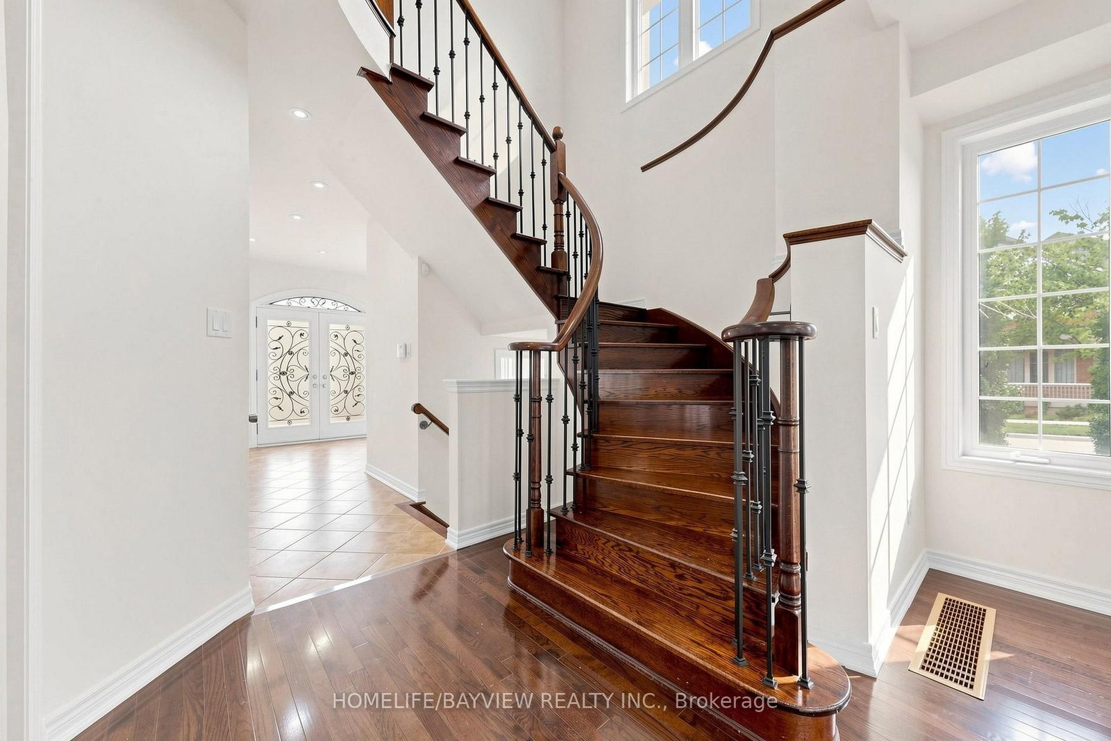 3 Stoyell Drive • Richmond Hill, ON photo 4