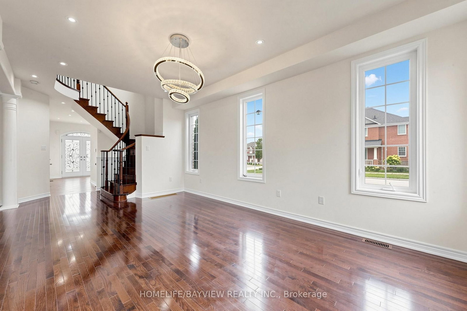 3 Stoyell Drive • Richmond Hill, ON photo 5
