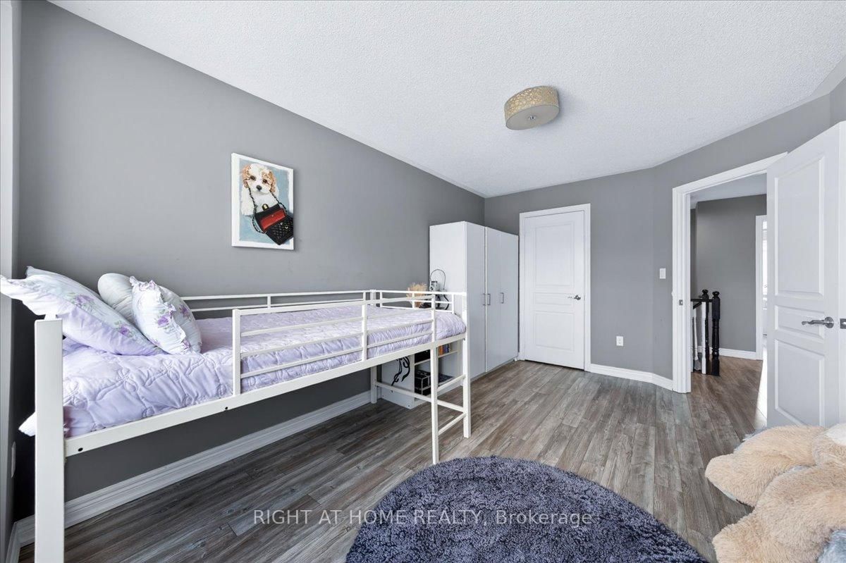 25 Longwood Avenue • Richmond Hill, ON photo 17