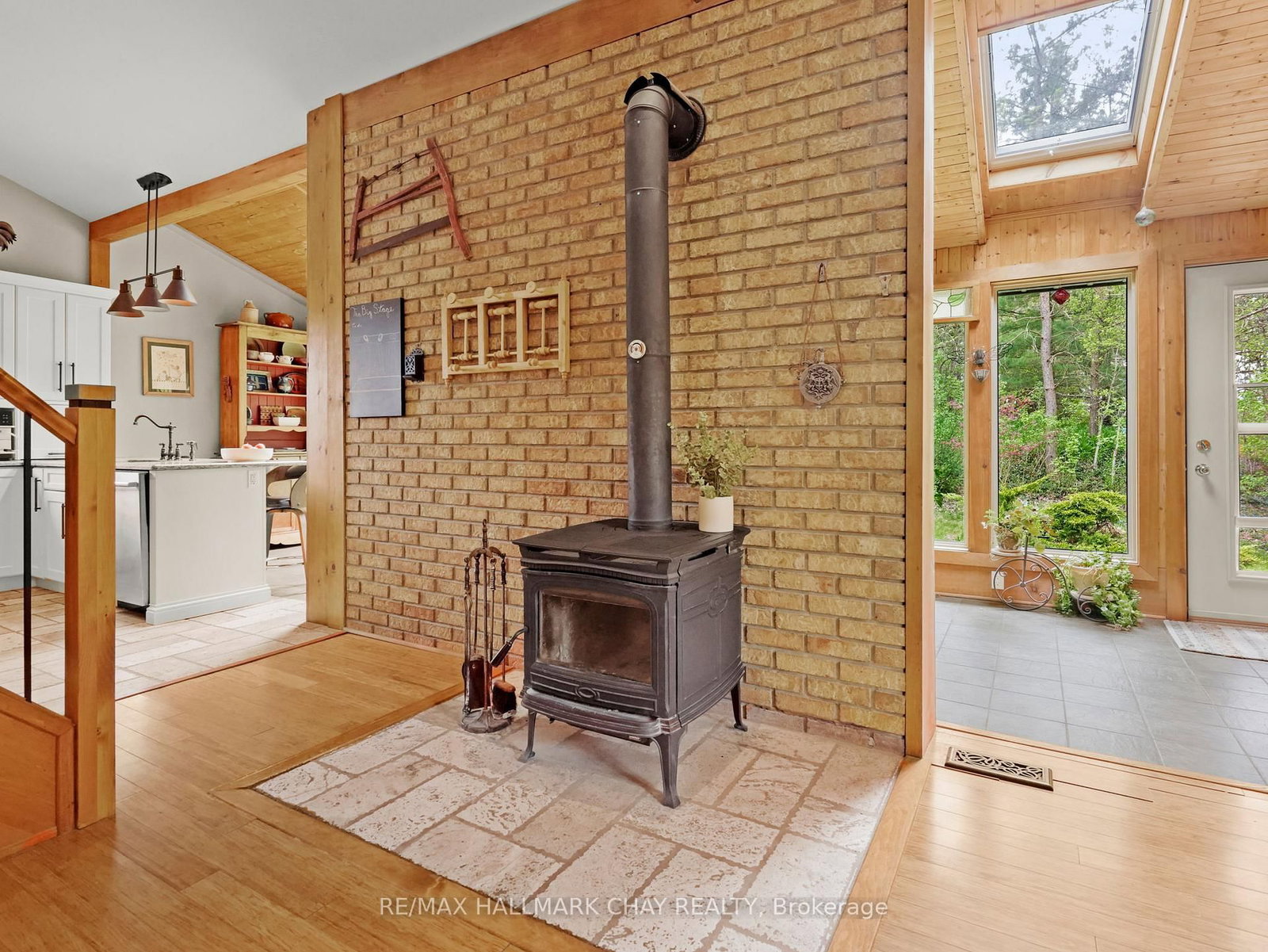 2043 Concession 5 Road • Adjala-Tosorontio, ON photo 15