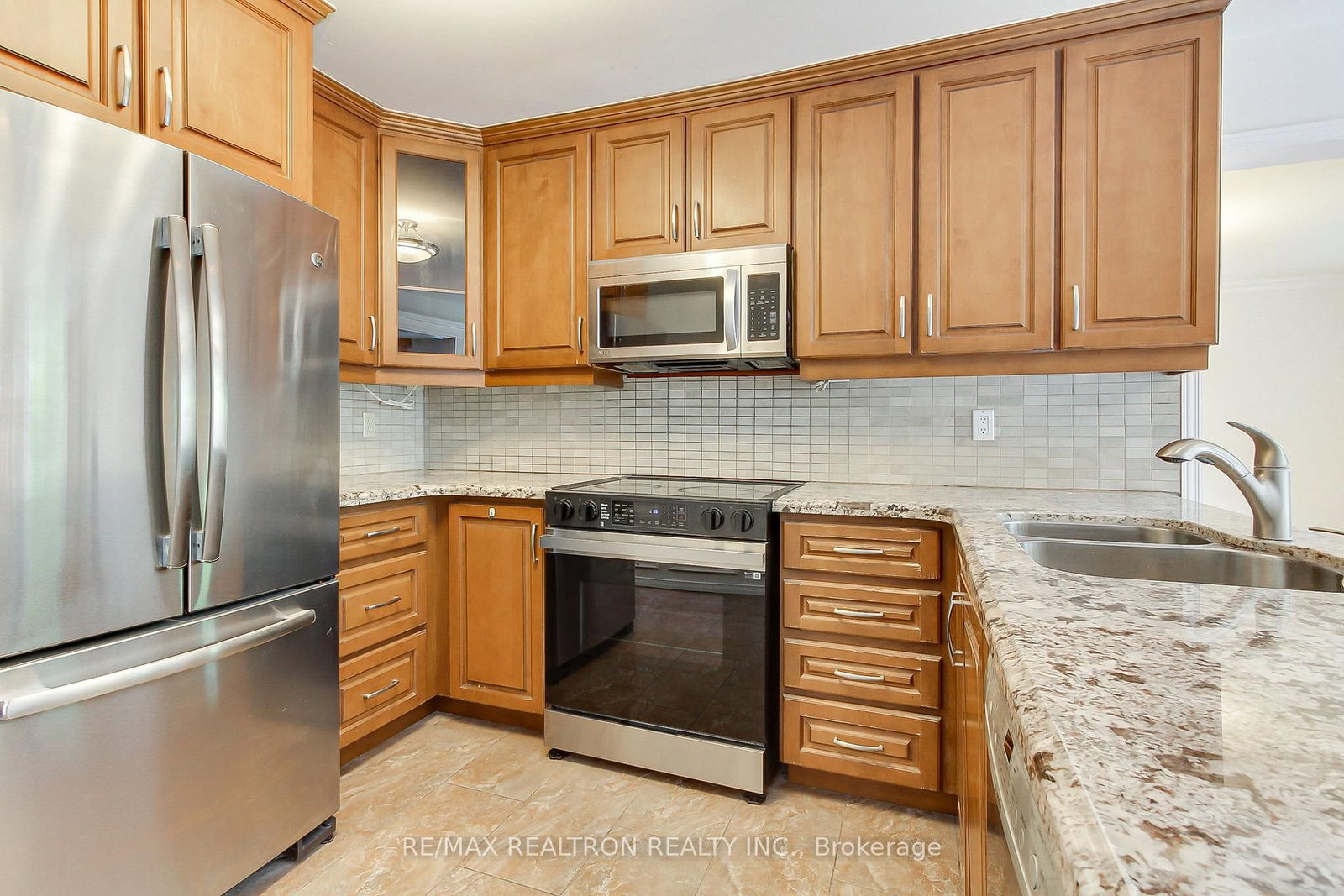 19 Crystal Drive N • Richmond Hill, ON photo 15