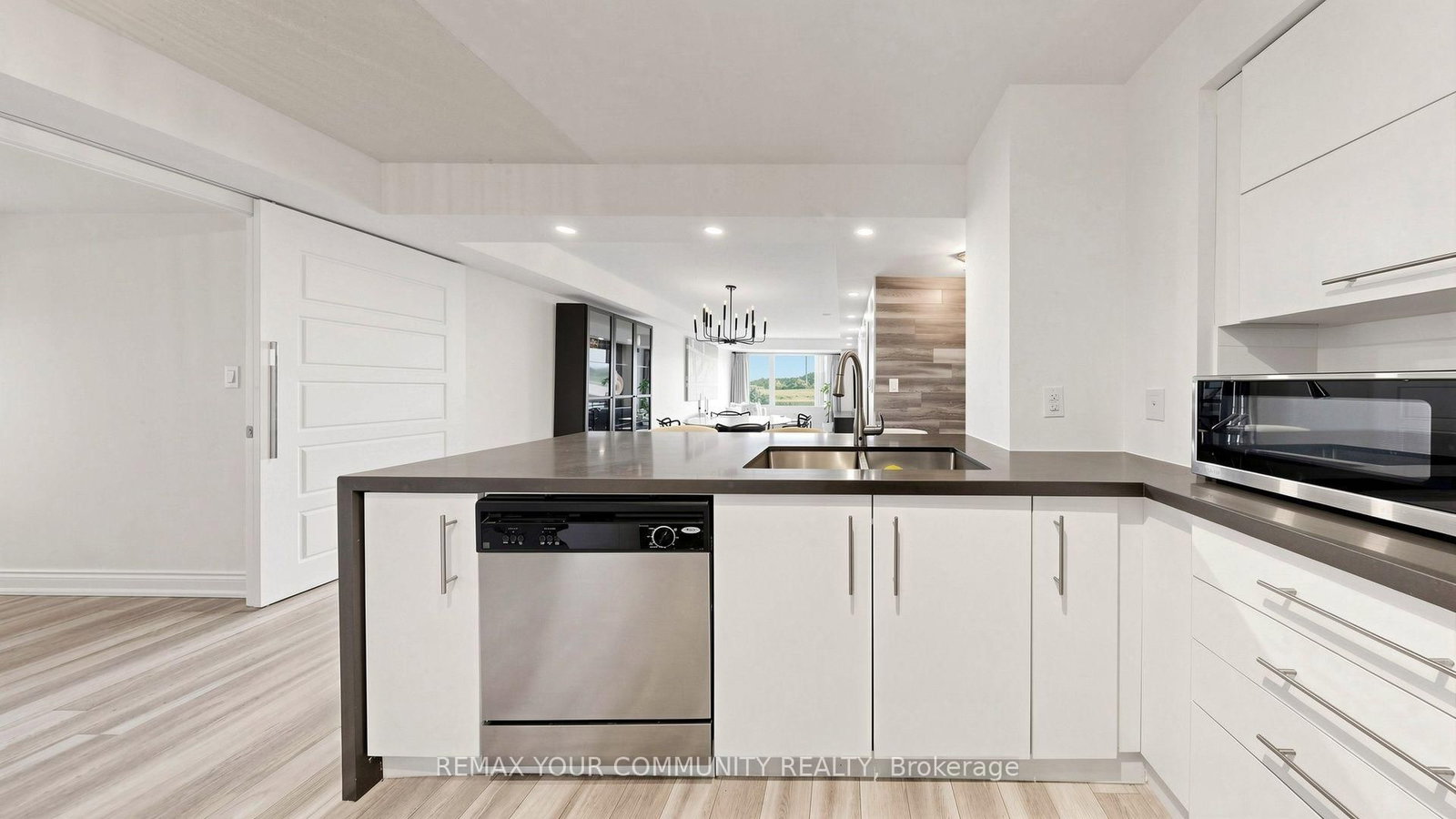 273 South Park Road • #215 • Markham, ON photo 21