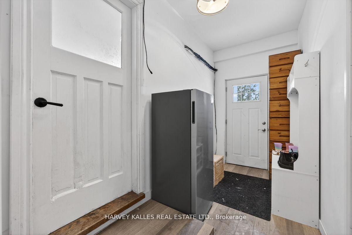 22 Second Street • Georgina, ON photo 13