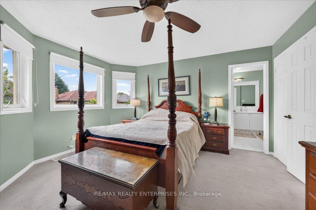 844 Hollander Road • Newmarket, ON photo 25