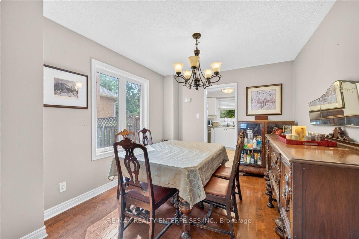 844 Hollander Road • Newmarket, ON photo 9