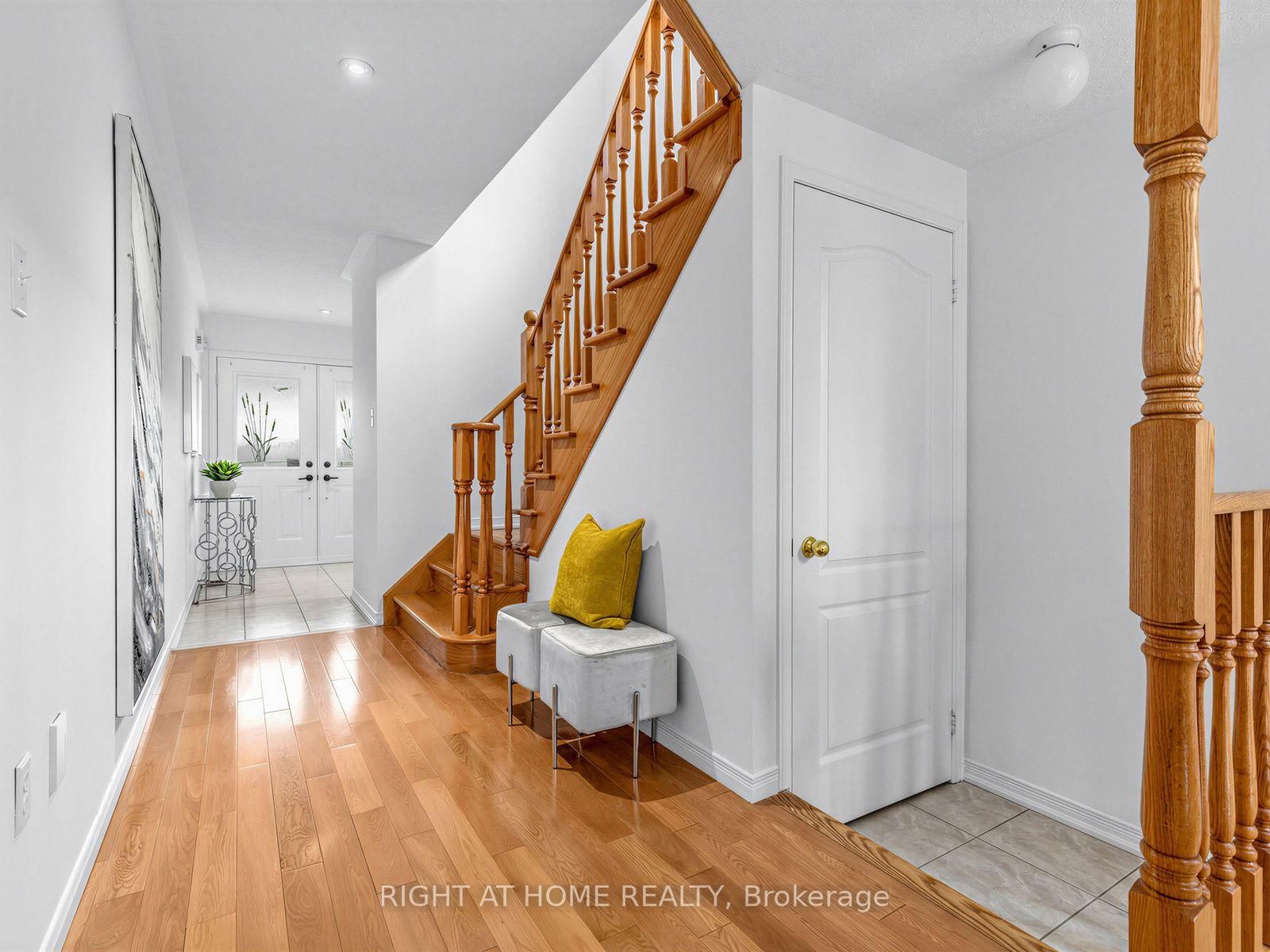 81 Briarcrest Drive • Markham, ON photo 9