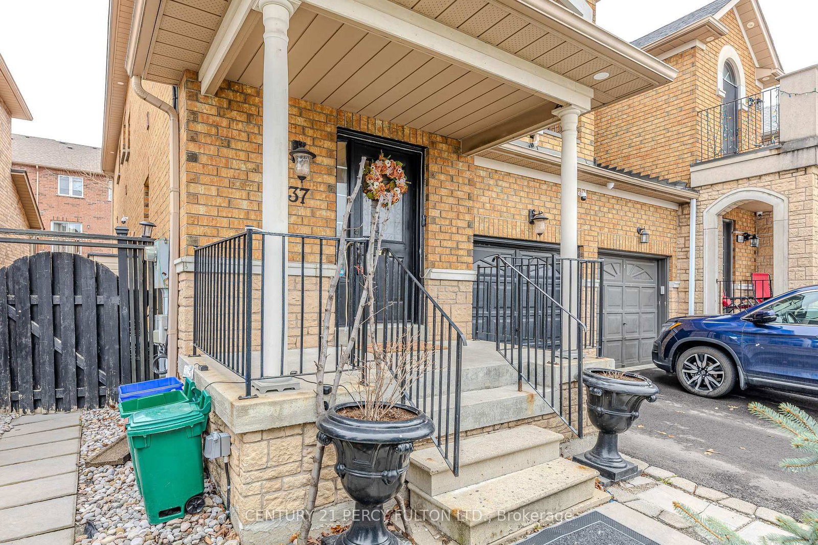 137 Blue Willow Drive • Vaughan, ON photo 5