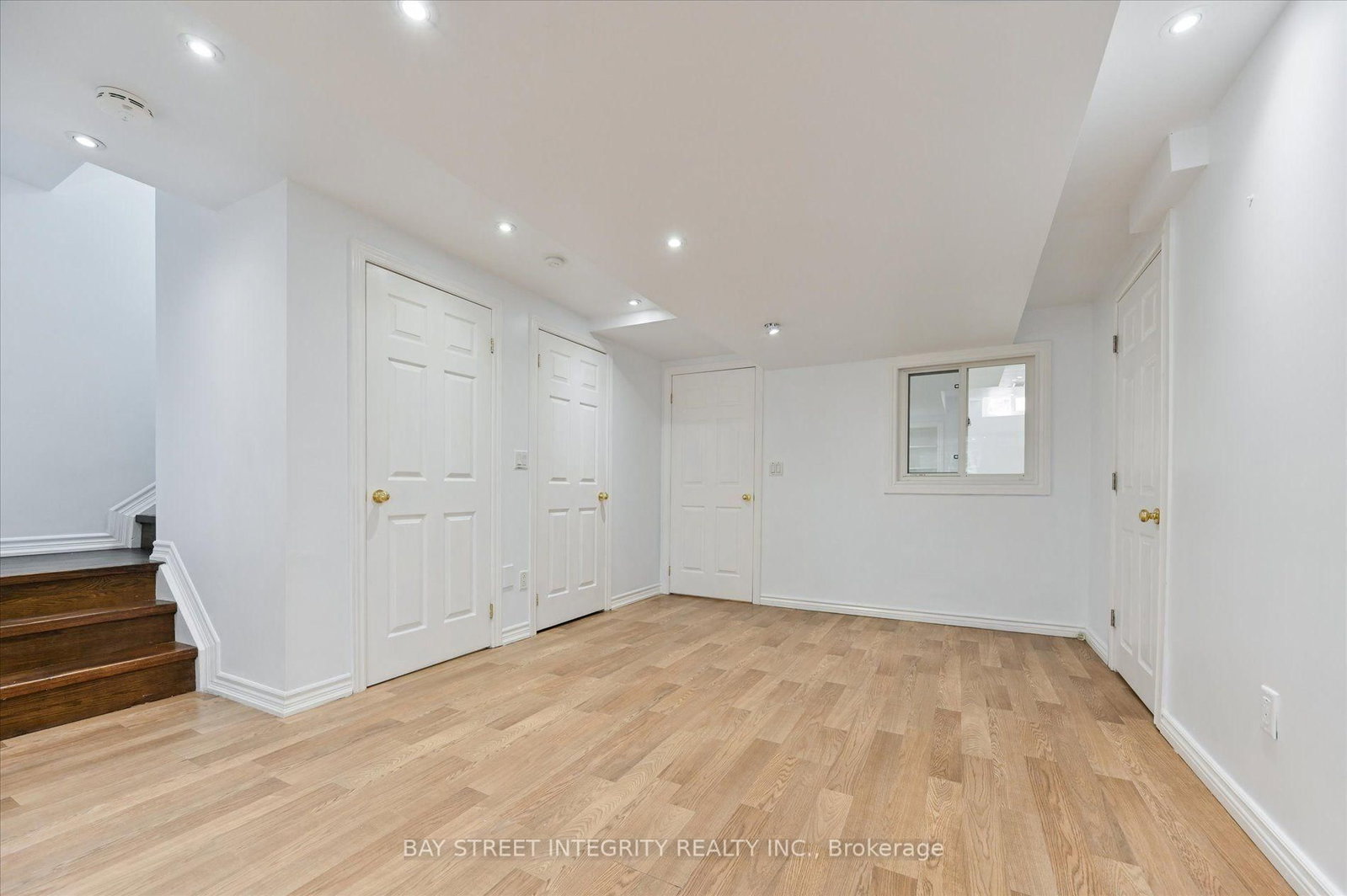 9096 Dufferin Street N • Vaughan, ON photo 32