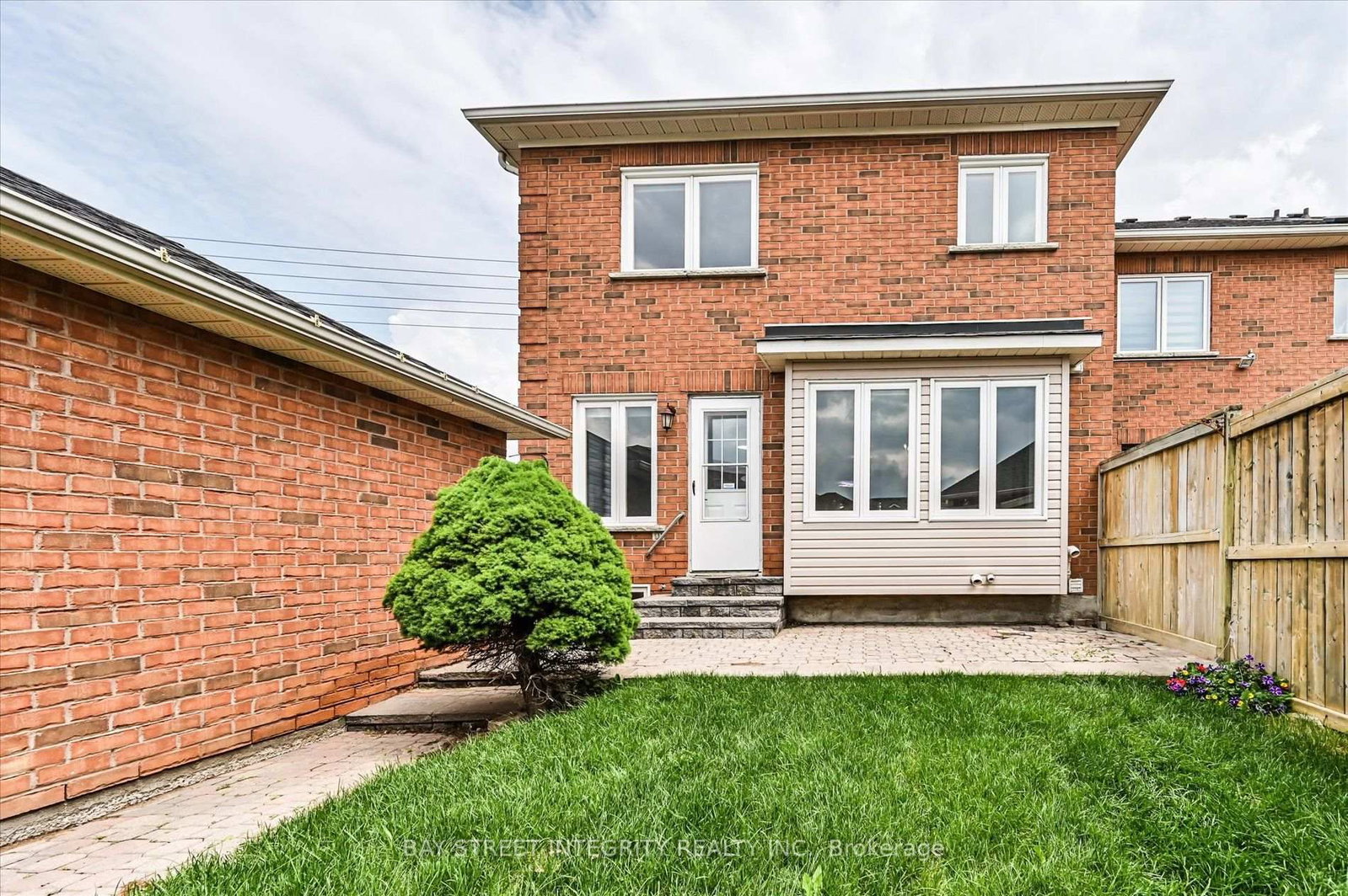 9096 Dufferin Street N • Vaughan, ON photo 39