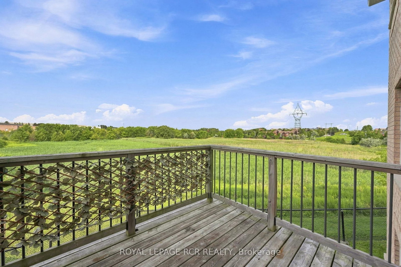 70 Millcliff Circle • Aurora, ON photo 34