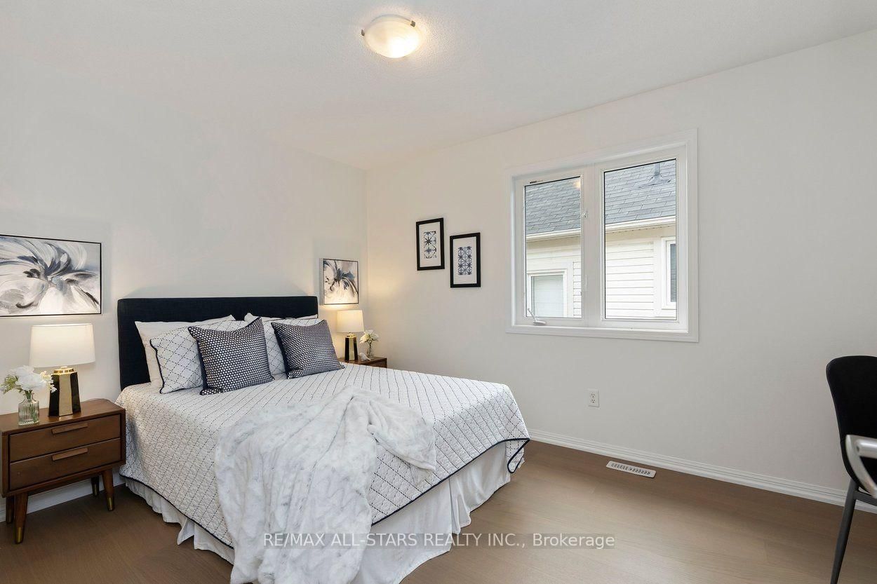 53 Fred Silvester Road • Whitchurch-Stouffville, ON photo 32